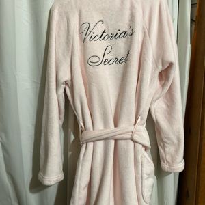 Victoria Secret Robe-NWT